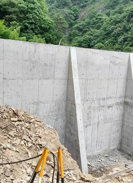 安庆迎江区重力式挡土墙